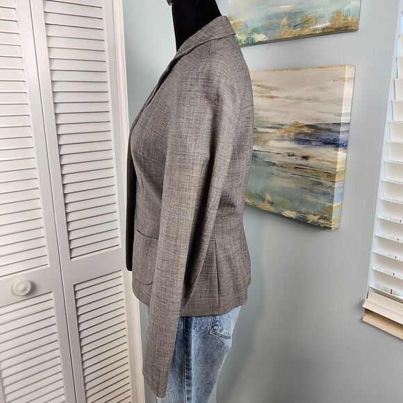 Ann Taylor Wool Blend Blazer Gray Size 2P Stretch Button Front Career Jacket - Picture 4 of 8